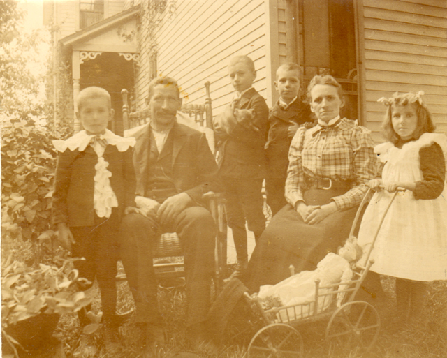 1898 - Meder Family